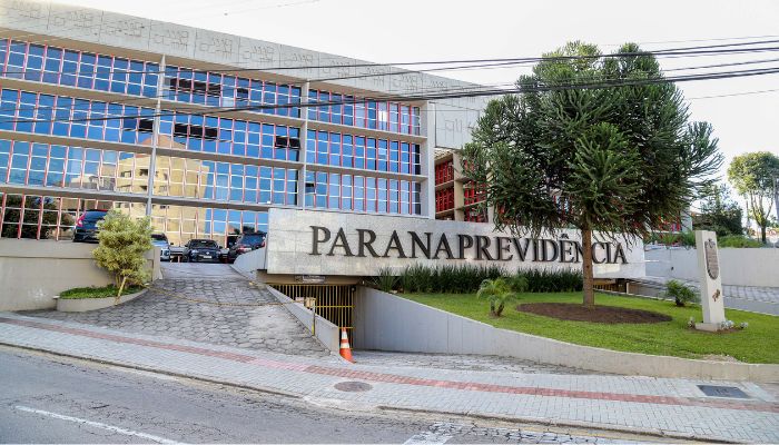  Aposentados e pensionistas devem fazer recadastramento na Paranaprevidência